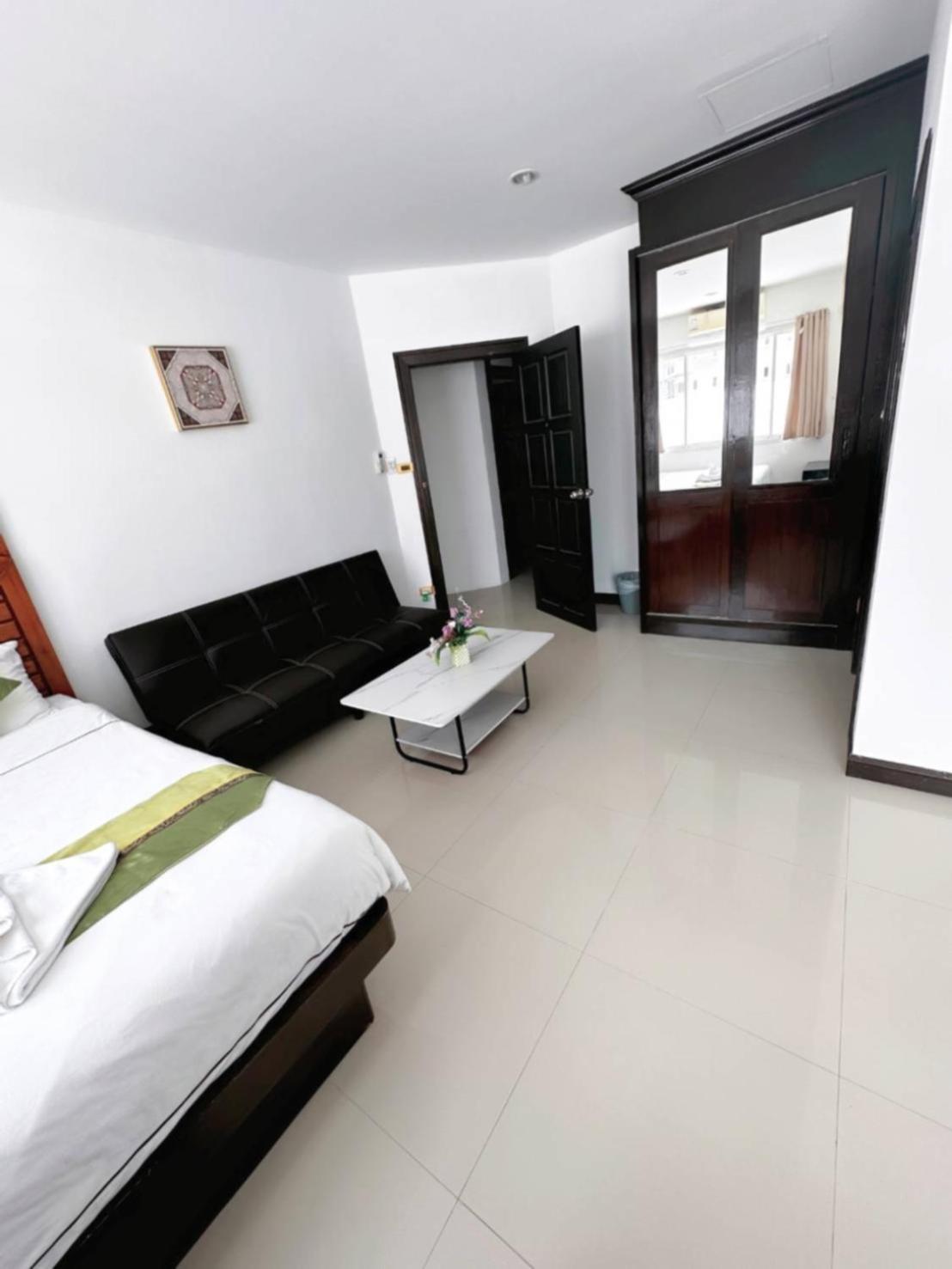 Abby'S House Hotel Patong Exterior foto